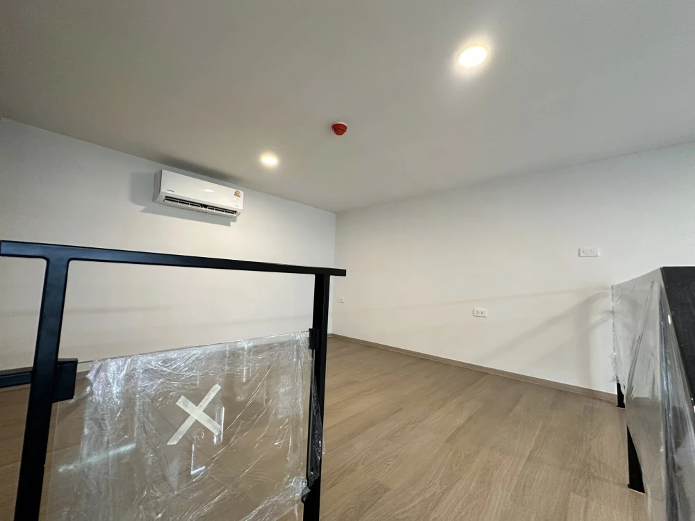 Selling a prepaid Origin Play Bangkhunnon Triple Station, North facing with river view. Book now!
