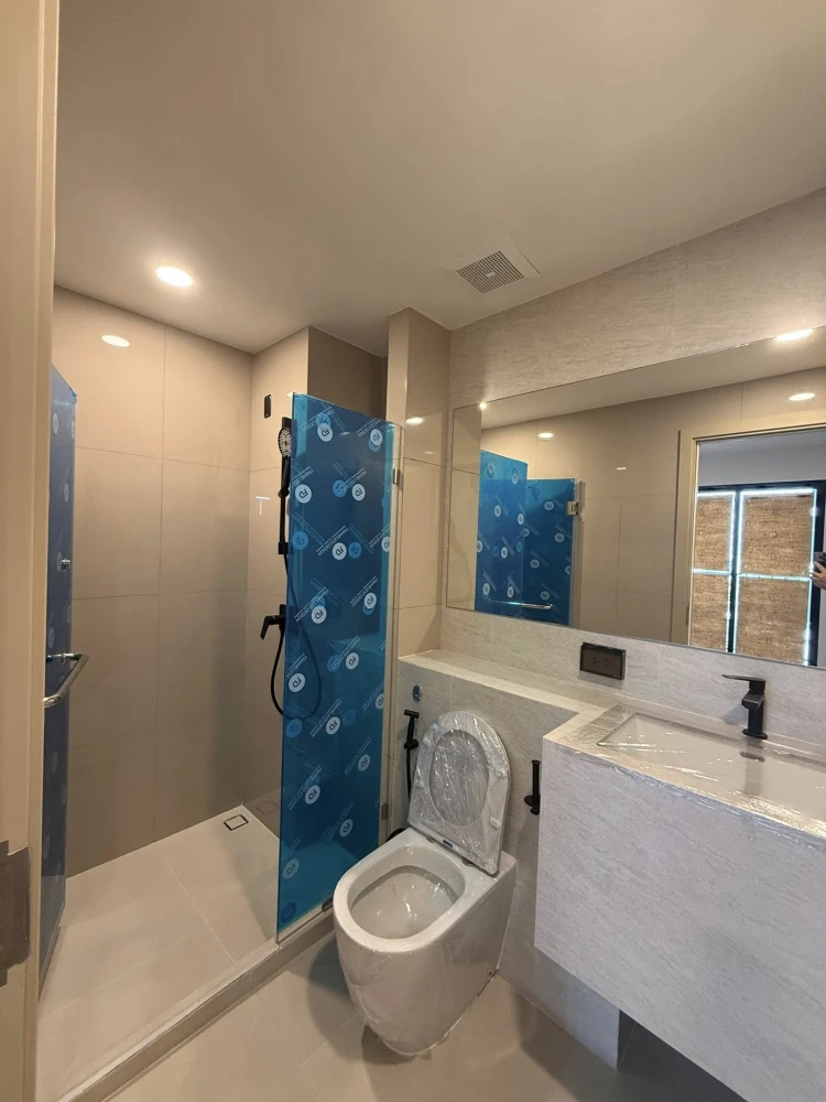 Selling down payment for Origin Play Bangkhunnon Triple Station. Spacious room with ample usable space. Great location, convenient transportation. Boo