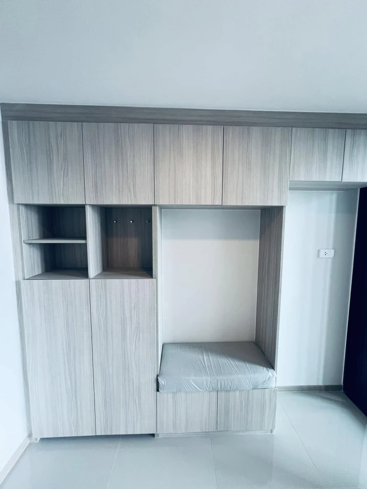 Selling down payment for ORIGIN PLAY BANGKHUNNON, unit on the 20th floor in a prime location. You definitely need to book this!