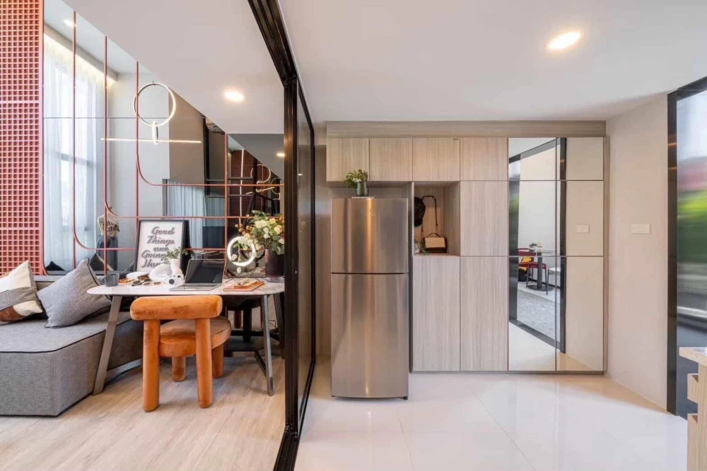 Selling down payment Origin Plug & Play E22 Station, 18th floor, south side, sea view, interested in owning, hurry and reserve now.