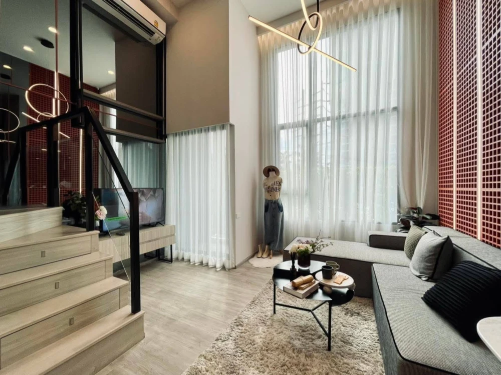 Selling down payment Origin Plug & Play E22 Station, 19th floor, good project, nice location, reserve now, urgently.