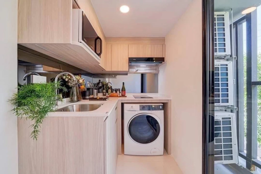 Down payment sale for Origin Plug & Play E22 Station, a lovely room with complete amenities and excellent common areas. Reserve now!