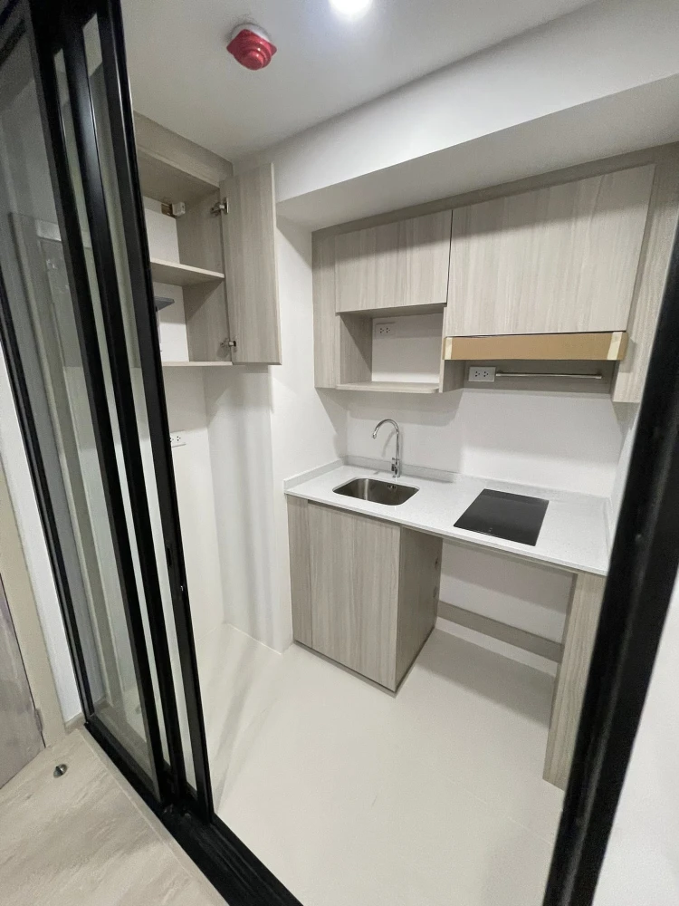 Selling down payment Origin Plug & Play E22 Station, corner room, largest, comes with a very good price, hurry up and reserve now, don't miss out.