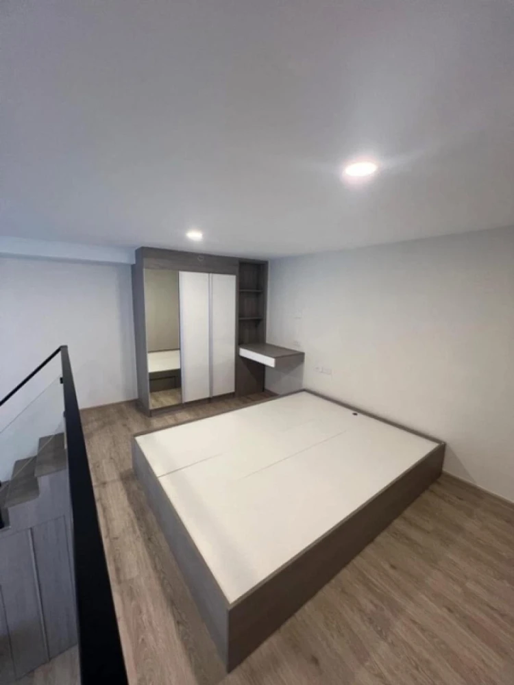 Selling down payment Origin Plug & Play Sirindhorn Station, 26th floor, Duo Space room, interested, hurry and reserve now.