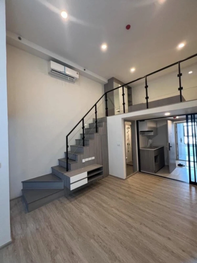 Selling down payment Origin Plug & Play Sirindhorn Station, 26th floor, Duo Space room, interested, hurry and reserve now.