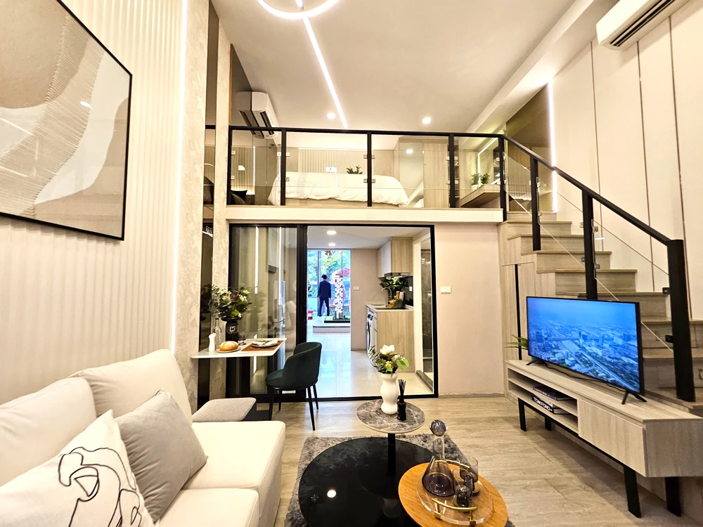 Selling down payment Origin Plug & Play Srinakarin, 17th floor, corner room, open view, no buildings blocking. If interested, hurry and reserve now. U