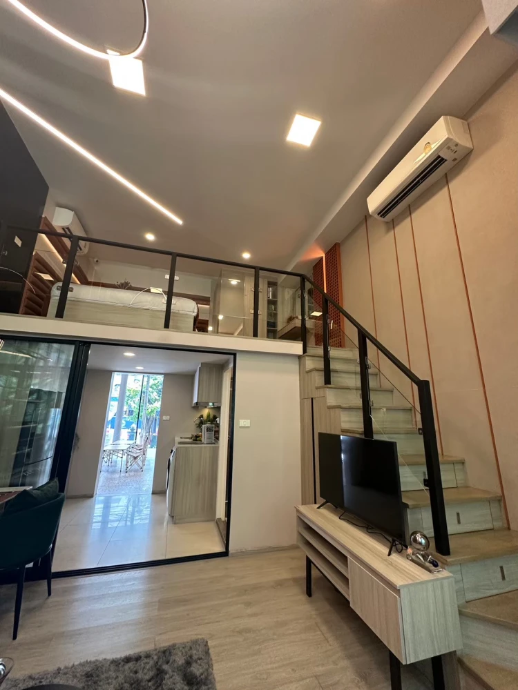 Down payment for sale Origin Plug & Play Srinakarin, 19th floor, open view, garden view + city view, open, no buildings blocking, reserve now