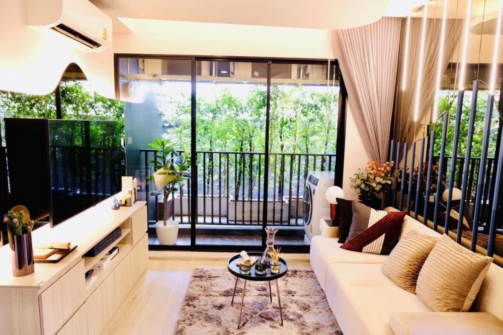 Selling down payment Origin Plug & Play Srinakarin 9th floor, corner room, good project, nice location, reserve now. images