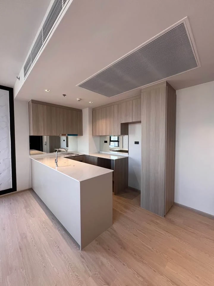 ขายดาวน์ Reference Sathorn - Wongwianyai คอนโดติดรถไฟฟ้าวงเวียนใหญ่ ห้องกว้างขวาง ชั้นสูงวิวเมืองเริ่ดๆ จองด่วน