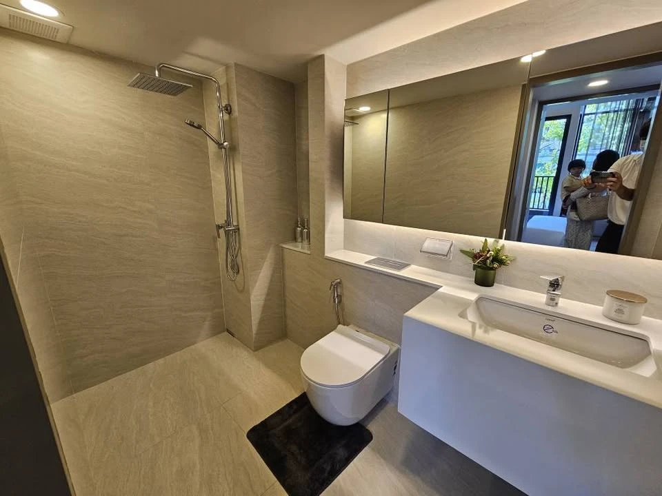 Selling down payment on So Origin Siriraj, 2-Bedroom Duo Space type, ceiling height 4.2 meters, don't miss it.