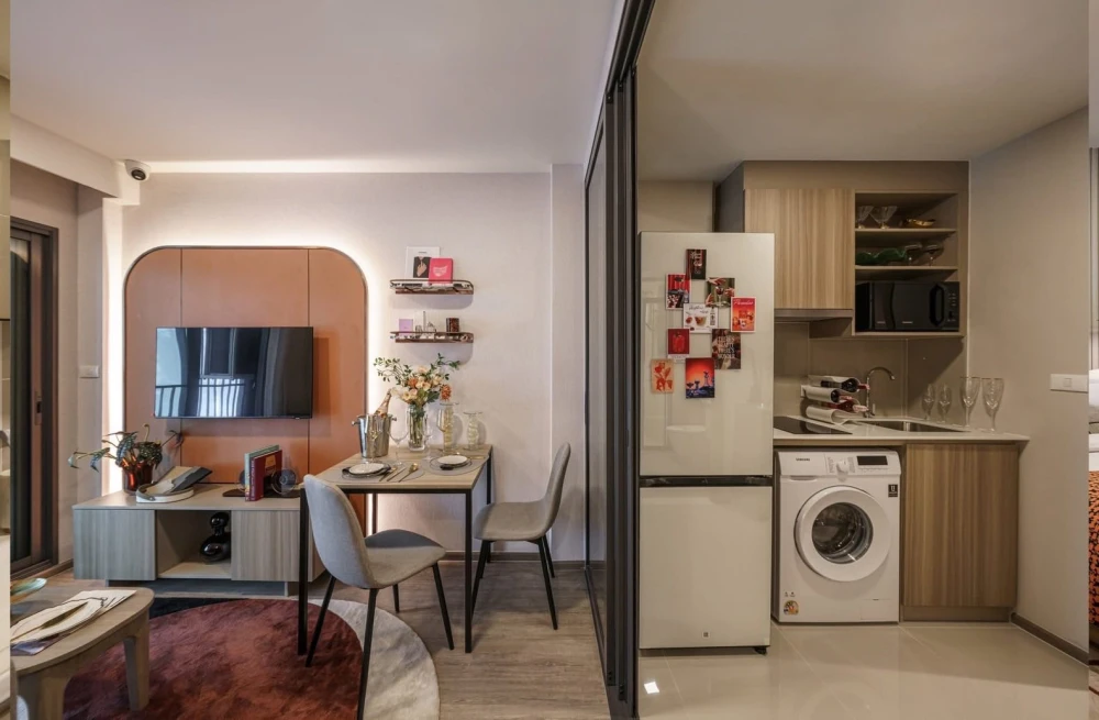 Down payment sale THE BASE Ratchada - Thapra, 1 bedroom, 1 bathroom, 2nd floor, comes with a special price, hurry and reserve now.