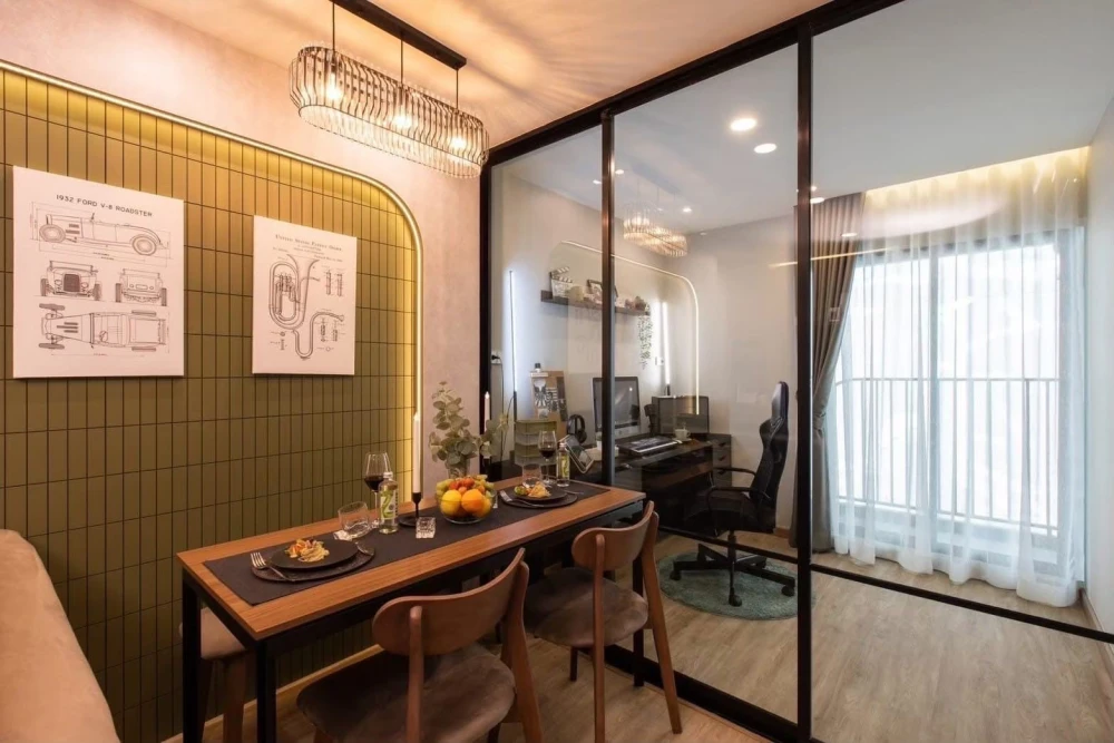 Selling down payment for The Coopers ME Sukhumvit 62, 6th floor, corner room, fully furnished, more than 20 SB furniture items, reserve now.