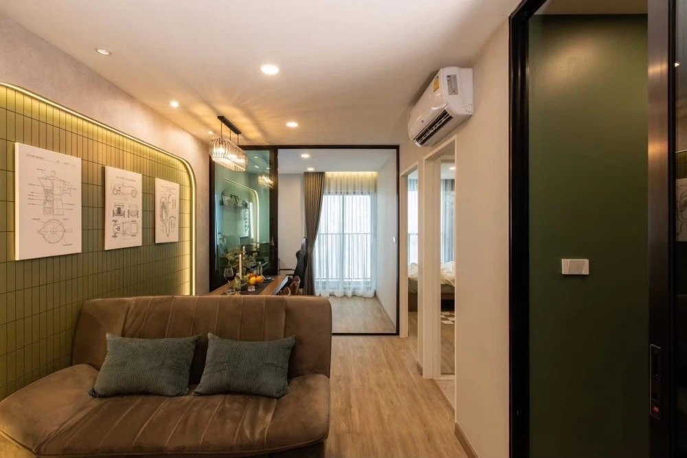 Selling down payment for The Coopers ME Sukhumvit 62, 6th floor, corner room, fully furnished, more than 20 SB furniture items, reserve now.
