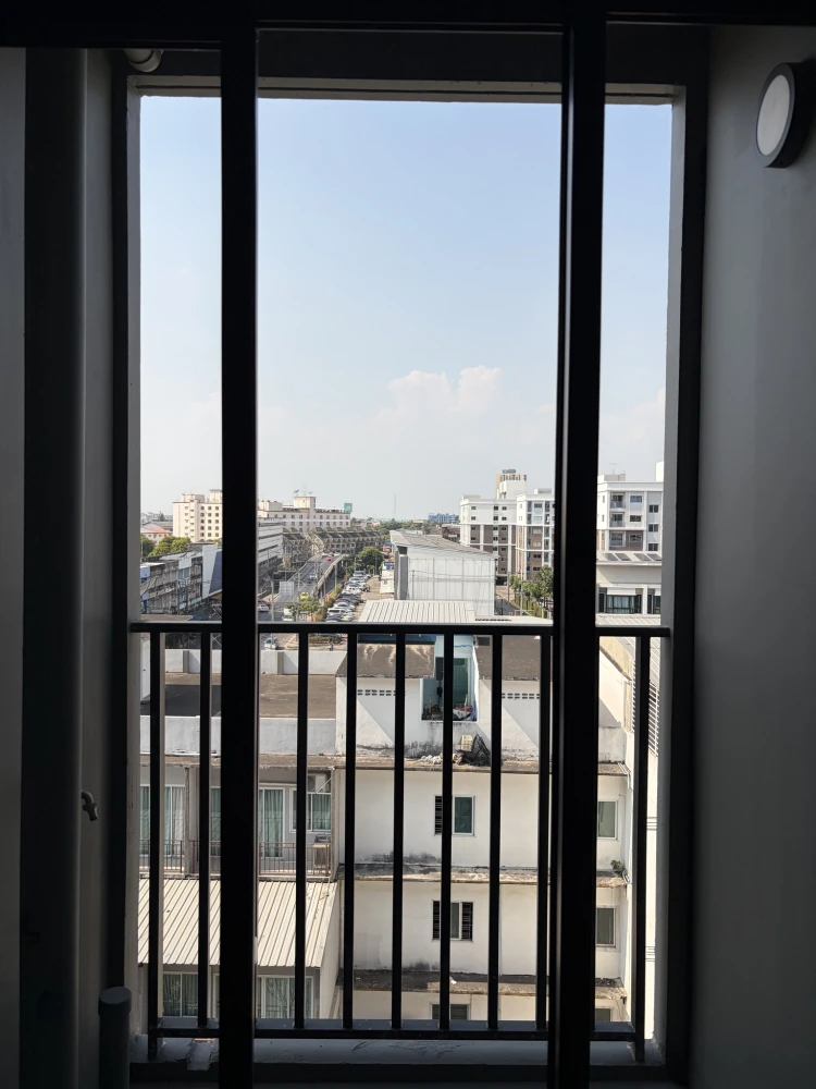 Selling down payment for The Origin Bangkae, 7th floor unit. Great location, beautiful city view, unblocked. What are you waiting for?