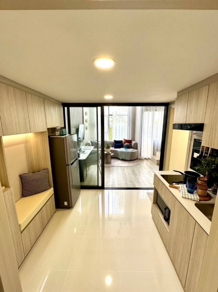 Down payment sale for The Origin Pinklao, 21st floor, good project, complete common areas, nice to live in, reserve now, don't miss out.