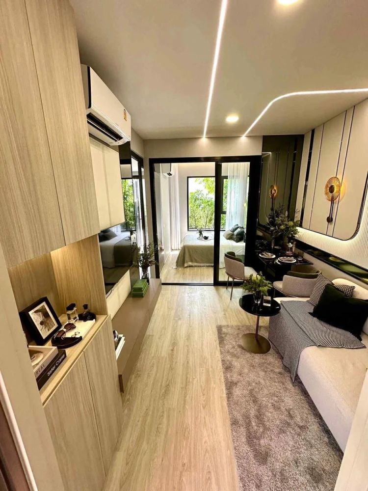 Selling down payment for The Origin Pinklao, 7th floor, unit 22. Excellent project with complete facilities. Book now!