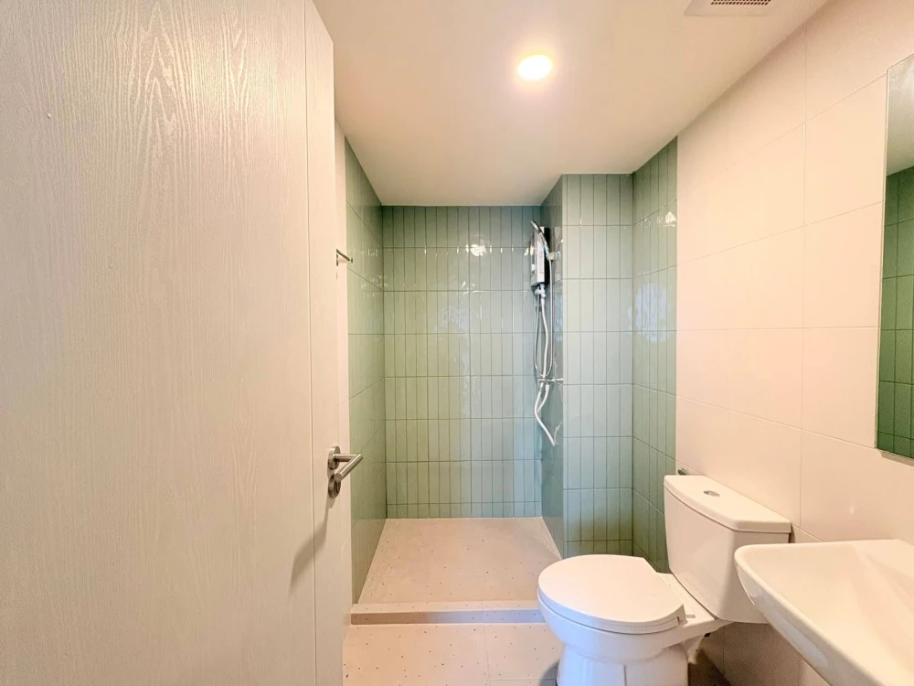 Selling down payment for The Origin Sukhumvit - Praksa. A lovely unit with complete amenities. Don't miss out!