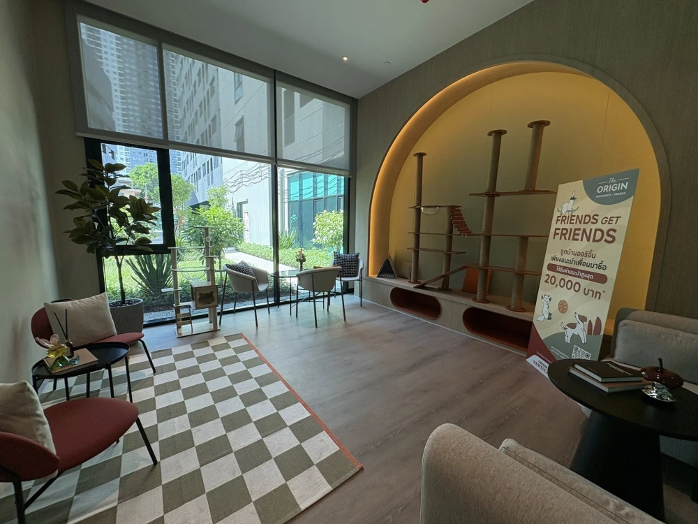 Selling down payment for The Origin Sukumvit - Praksa, 31st floor, North facing, breezy and not hot. The unit is opposite the fire escape with an unob