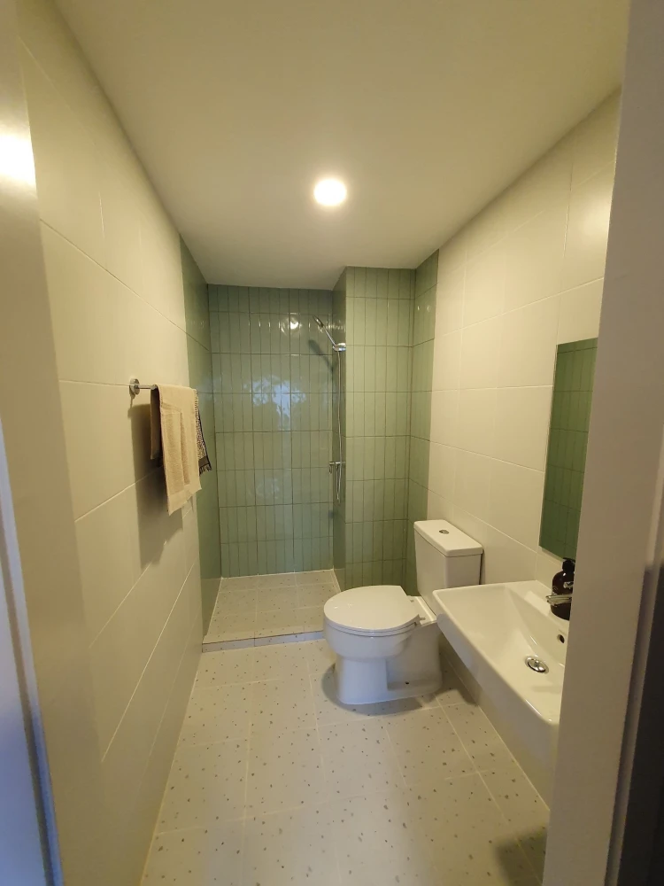 Selling down payment at The Origin Bang Khae, Building C, 2 pets allowed, balcony with open view, no blocked view, must arrange.