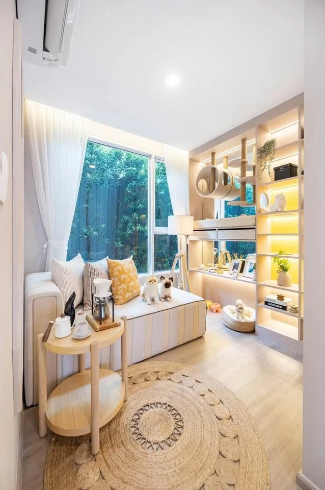 Selling down payment for The Origin Phahon Yothin 57, 8th floor, open view, pets allowed, corner room, very private, you can't miss out on booking it.
