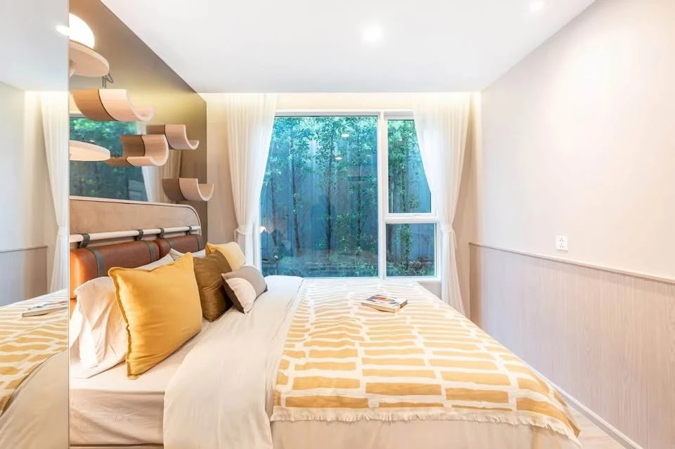 Selling down payment for The Origin Phahon Yothin 57, 8th floor, open view, pets allowed, corner room, very private, you can't miss out on booking it.