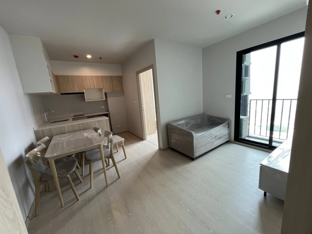 Condo for sale: NobleNue Mega Plus Bangna. Large room, comfortable living, well-built-in interior. Reserve now before you miss out!