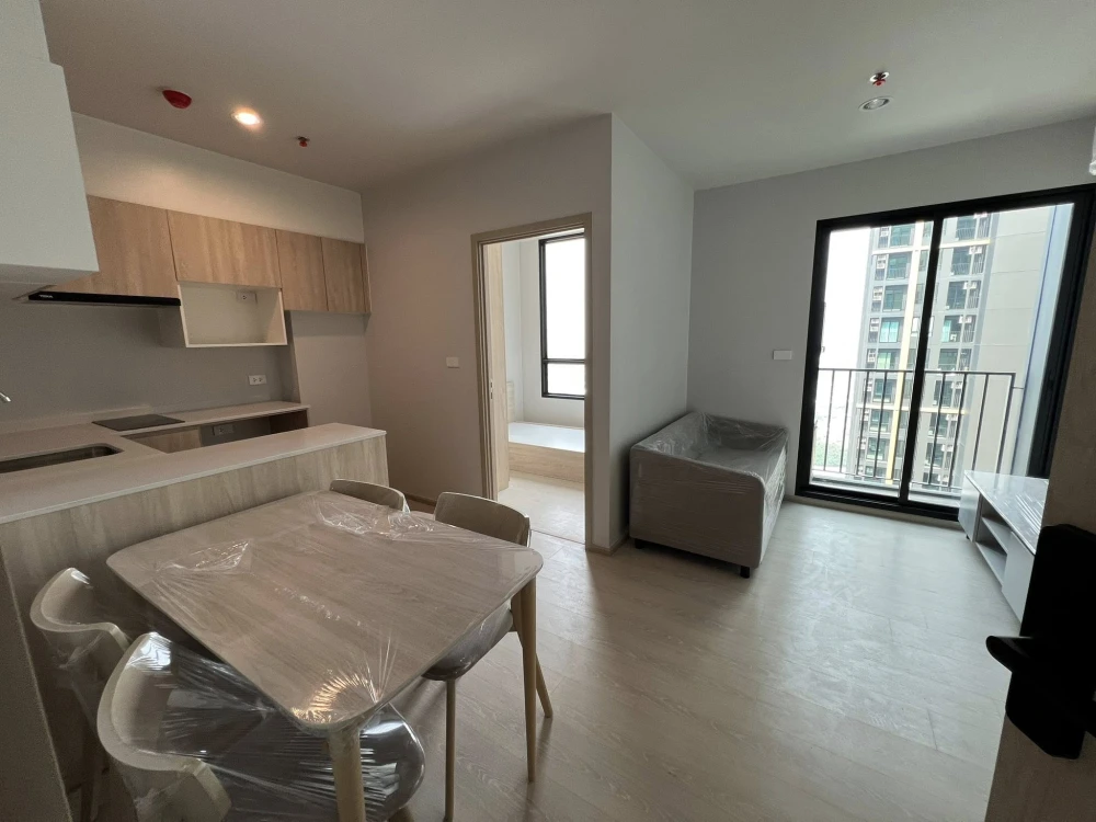 Condo for sale: NobleNue Mega Plus Bangna. Large room, comfortable living, well-built-in interior. Reserve now before you miss out!