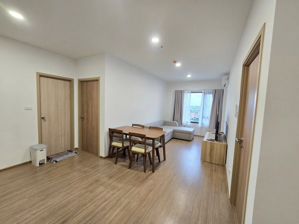Condo for sale, ready to move in, The Livin Phetkasem, large and spacious room, 12th floor, Building B, beautiful view, good ventilation, come and res