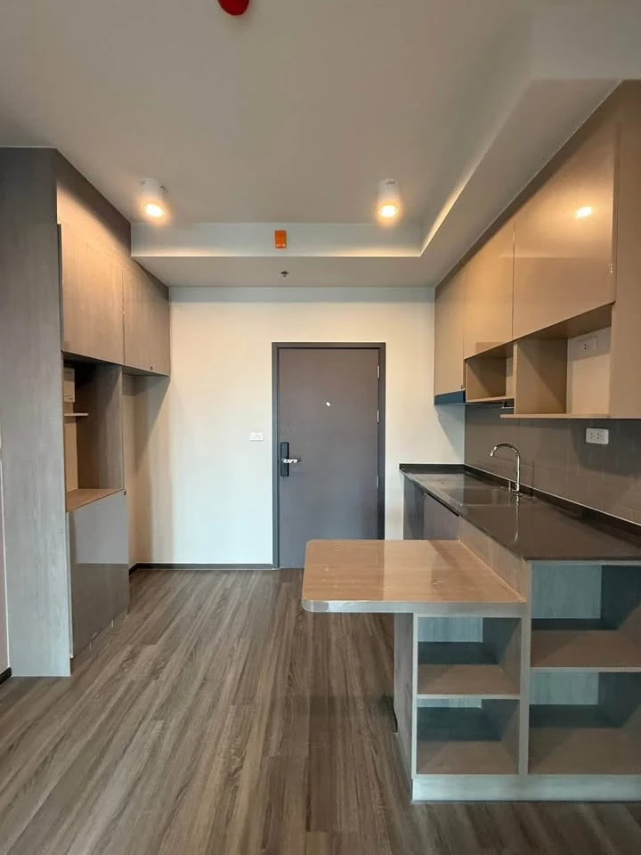 Condo for sale, Ideo Ramkhamhaeng - Lamsalee Station, 12th floor, good location, south facing, open view + swimming pool view, reserve now!