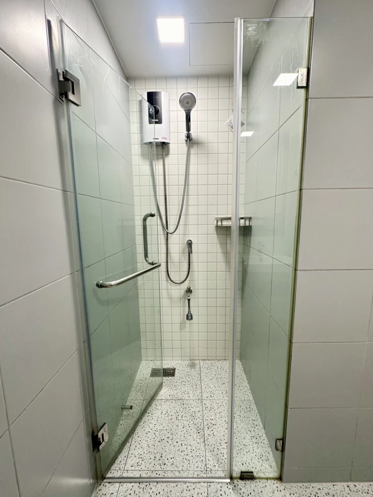 Sale down payment urgently!! Cave TU Condo, corner room, pool view, fully furnished, book now!!
