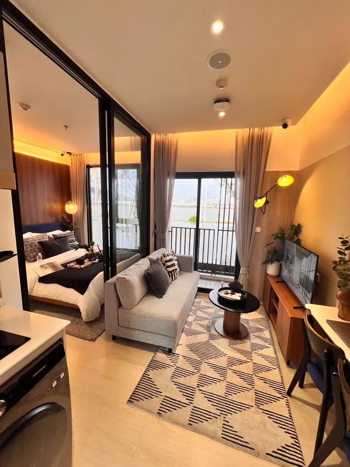 Selling down payment, New River Rest, Rat Burana, high floor, fully furnished room, ready to move in, get a river view, hurry up and become the owner.