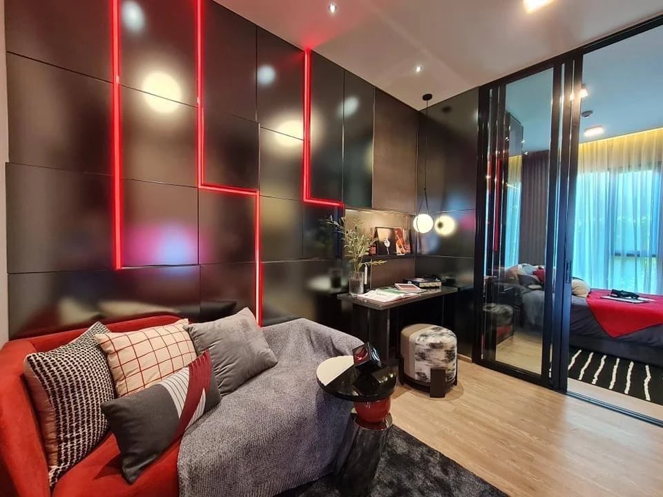 Selling down payment Plum Condo New West Bangyai, room with a good view, can see the view of Ikea, Central Westgate, on the 9th floor, furnished, read
