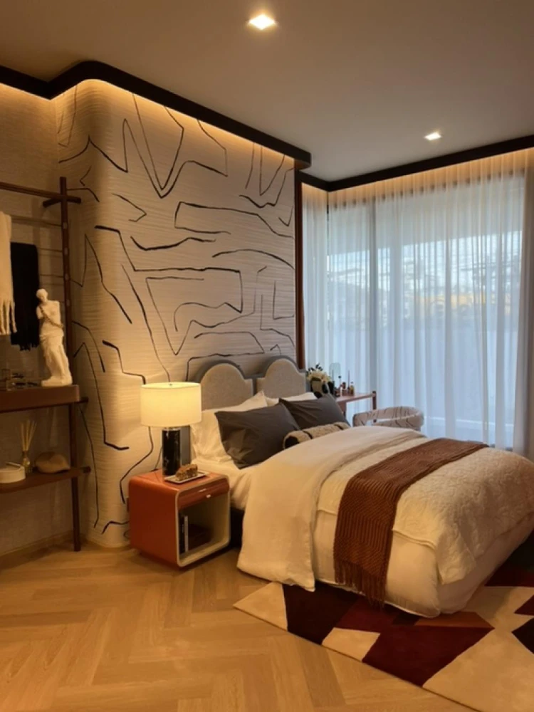 Down payment sale for Rhythm Charoen Nakhon Iconic, Simplex unit, 18th floor, 2 bedrooms, 2 bathrooms, beautiful view. Reserve now, don't miss out!