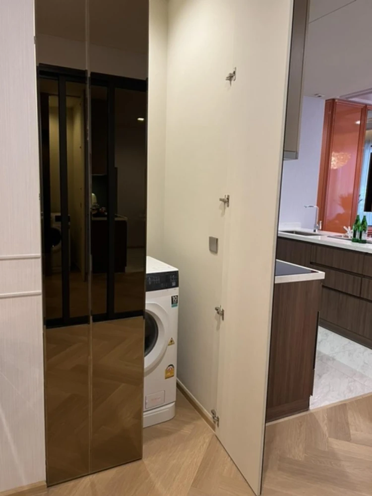 Down payment sale for Rhythm Charoen Nakhon Iconic, Simplex unit, 18th floor, 2 bedrooms, 2 bathrooms, beautiful view. Reserve now, don't miss out!