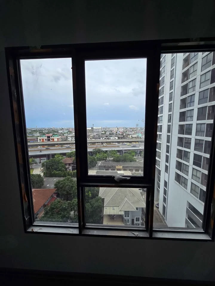 Down payment sale, Regent Home Wutthakat, studio room, 9th floor, open view, closed kitchen, cook with peace of mind about the smell. Book now.