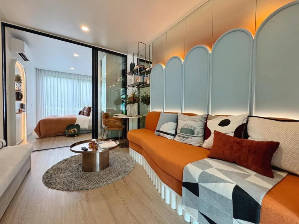 Down payment for sale: Origin Play Bang Khun Non, Triple Station, 9th floor, position 24, garden view, swimming pool, reserve now, urgently.