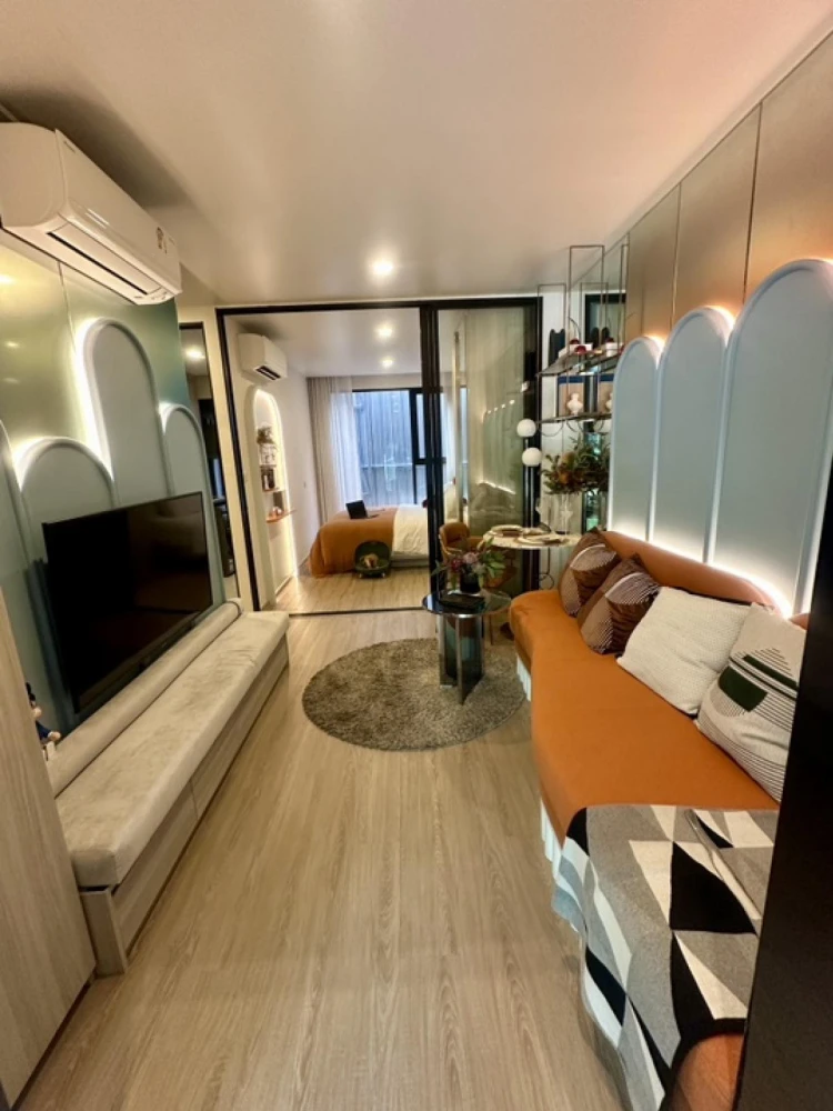Down payment sale for Origin Play Bang Khun Non Triple Station, 9th floor, good project, worth living in, reserve now.