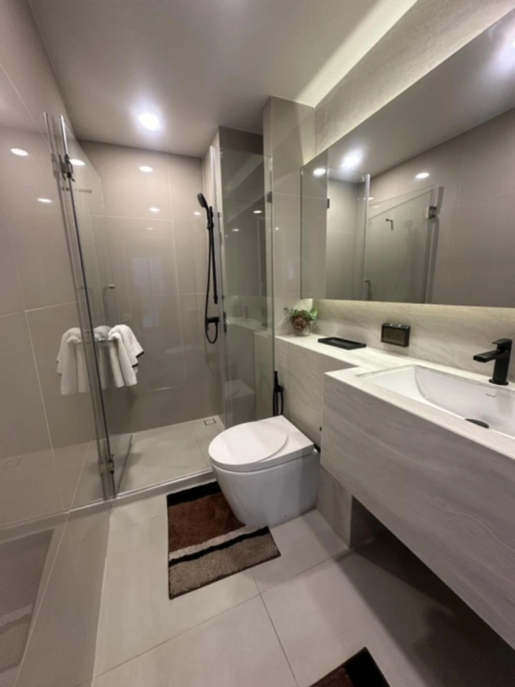 Down payment sale for Origin Play Bang Khun Non Triple Station, 9th floor, good project, worth living in, reserve now.