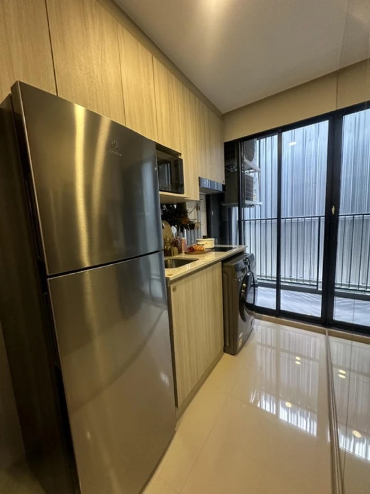 Down payment sale for Origin Play Bang Khun Non Triple Station, 9th floor, good project, worth living in, reserve now.