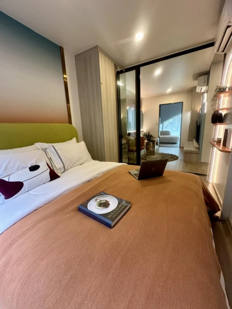 Down payment sale for Origin Play Bang Khun Non Triple Station, 9th floor, good project, worth living in, reserve now.