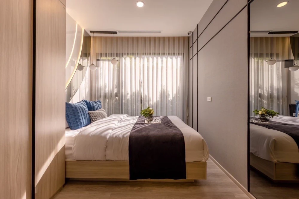Down payment sale!! Origin Place Bangna, 9th floor, city view. Beautifully decorated, fully furnished, ready to move in. Don't miss out!!