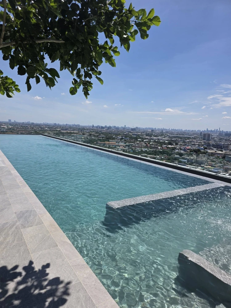 Selling a condo at Origin Place Phetkasem. North-facing unit, comfortable and not hot. Includes extras; pets are allowed. Book now!