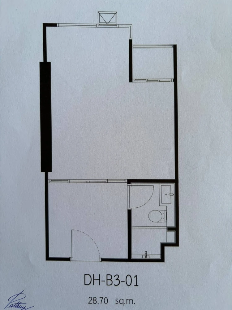 Down payment resale for Origin Place Phetkasem: Located on the 22nd floor—same level as the fitness center—offering a beautiful view and a prime locat