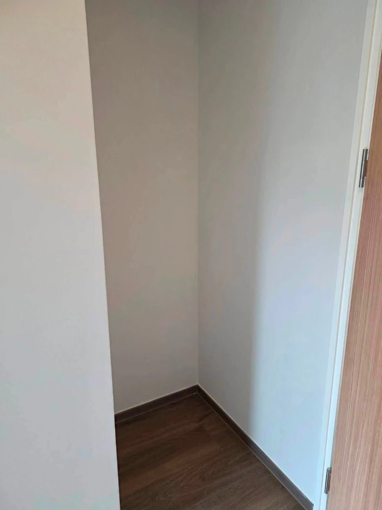 Selling down payment for Place 168 Pinklao, Studio room, Building D, 7th floor. Comes with many freebies. Don't miss out!