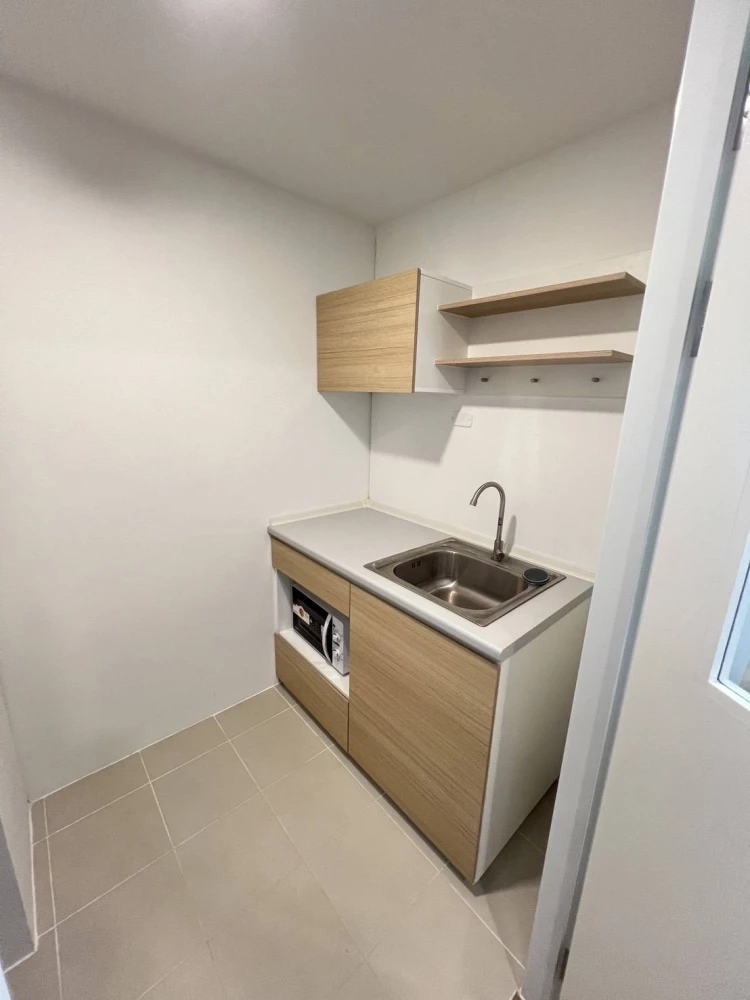 Down payment sale, Sena Eco Town Rangsit Station, private corner room with walk-in closet, great view, reserve now