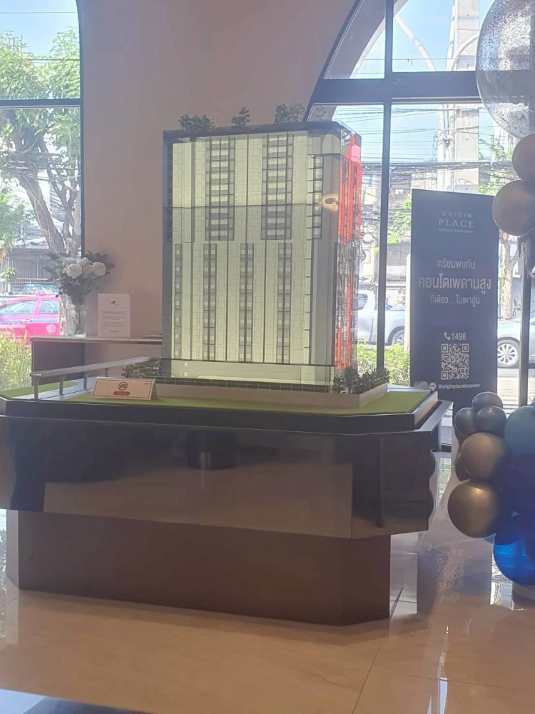 Down payment sale for So Origin Siriraj, a luxury condo with a large 52 sq m room. Beautiful view, one wall is not connected to any other room, very p