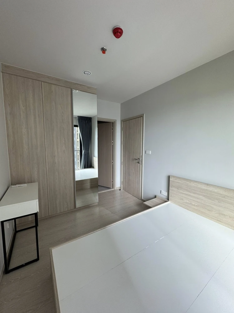 Selling down payment Noble New Mega Plus Bangna, high floor, corner room, spacious, lots of freebies, can't miss out on booking.