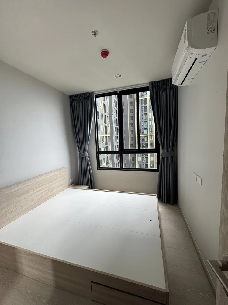 Selling down payment Noble New Mega Plus Bangna, high floor, corner room, spacious, lots of freebies, can't miss out on booking.