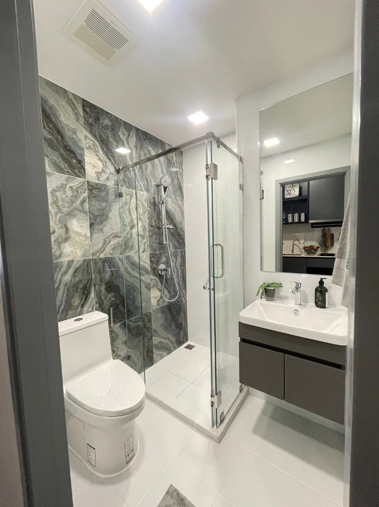 Selling Modiz Avantgarde condos. Spacious rooms with ample usable space, convenient and complete amenities all in one place. You need to book now!