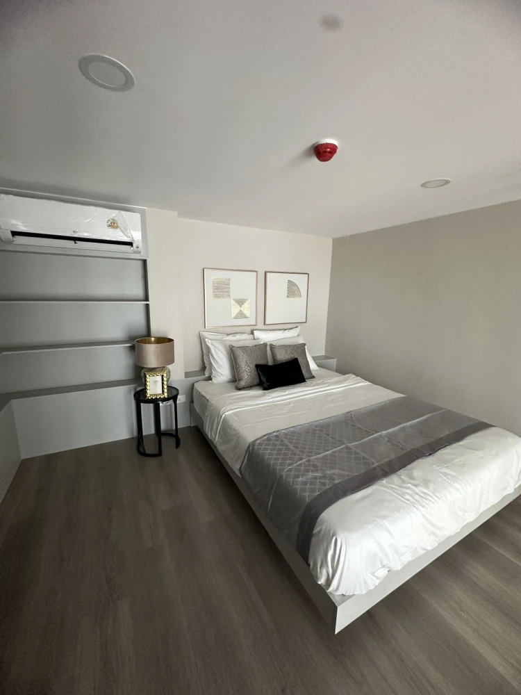 Down payment sale for Knightsbridge Space Rama 4, high floor, quiet, view of the Chao Phraya River curve, airy, good ventilation, reserve now!